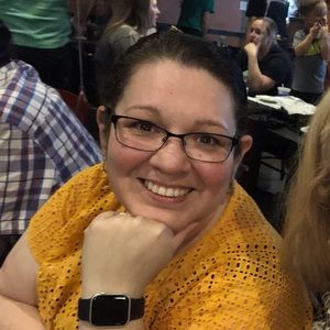 Meet your Posher, Christy